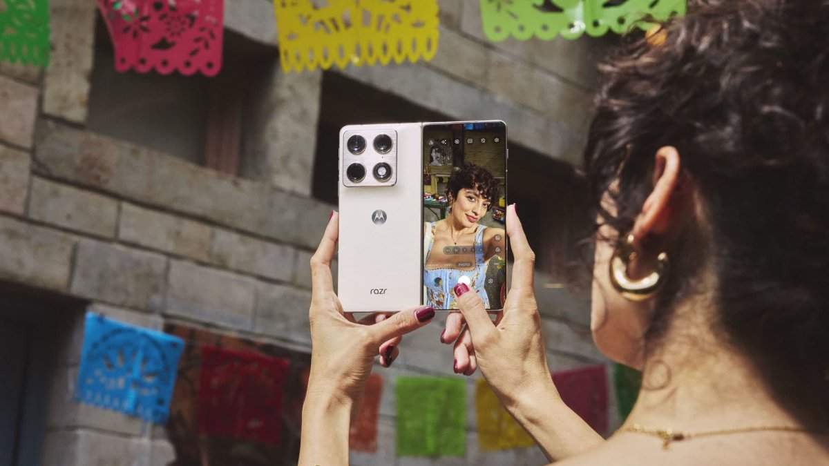 2000 € pour un pliable Motorola : coup de génie ou pari risqué face à Samsung ?