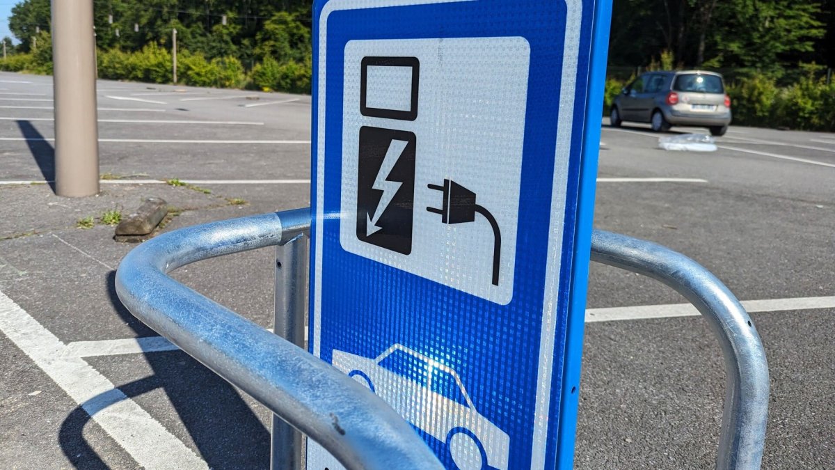 Leasing social auto : 50 000 véhicules électriques et opportunités digitales