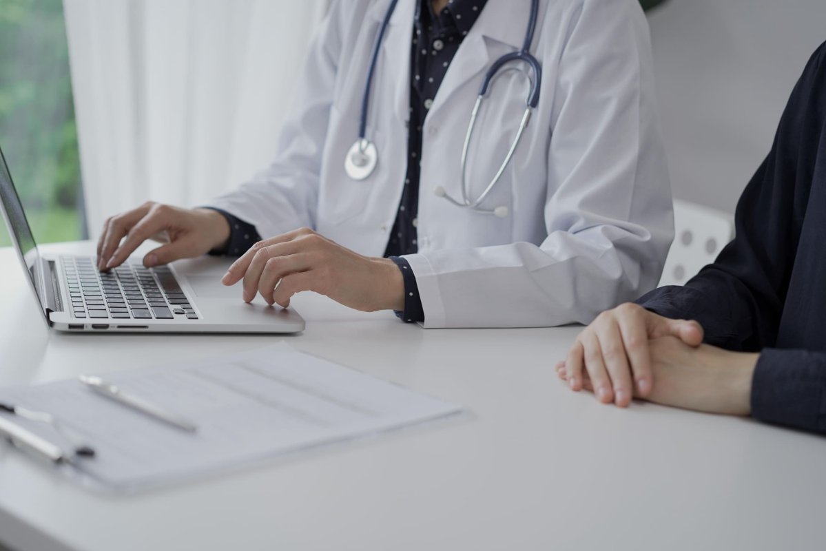 67% de précision : l'IA d'OpenAI surpasse les médecins aux urgences dans une étude choc
