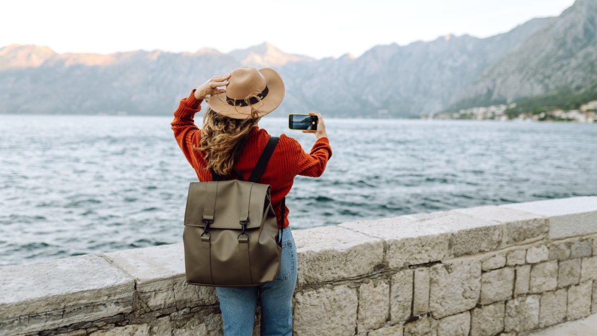 90% du temps, une photo de vacances suffit à trahir votre position, même sans données GPS
