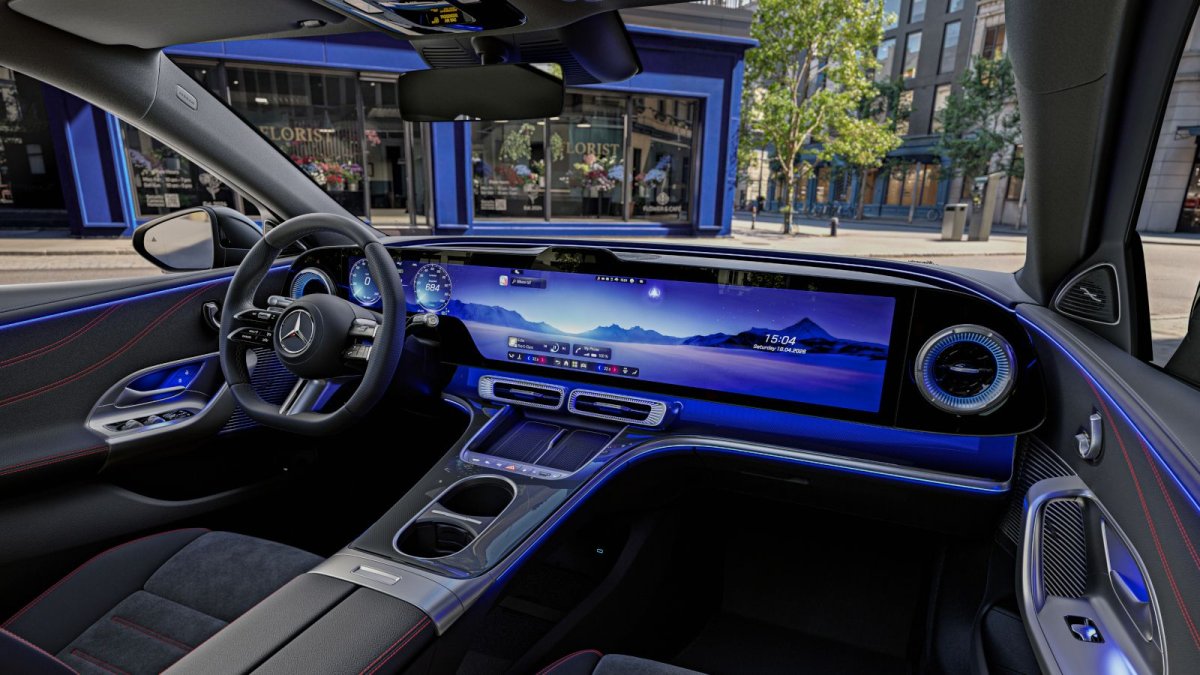 Mercedes Classe C Électrique : Leçons d'Expérience Digitale pour Votre Marque