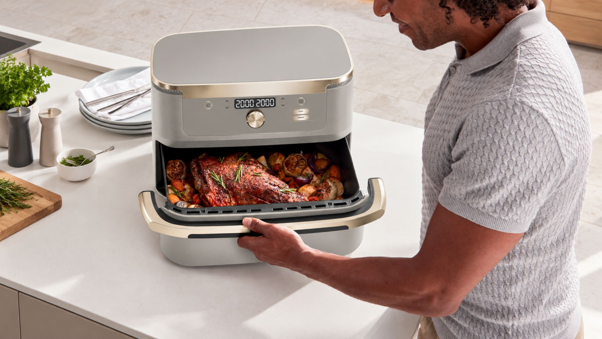 Amazon fait tomber cet air fryer Ninja FlexDrawer finition Pierre/Or sous les 210€