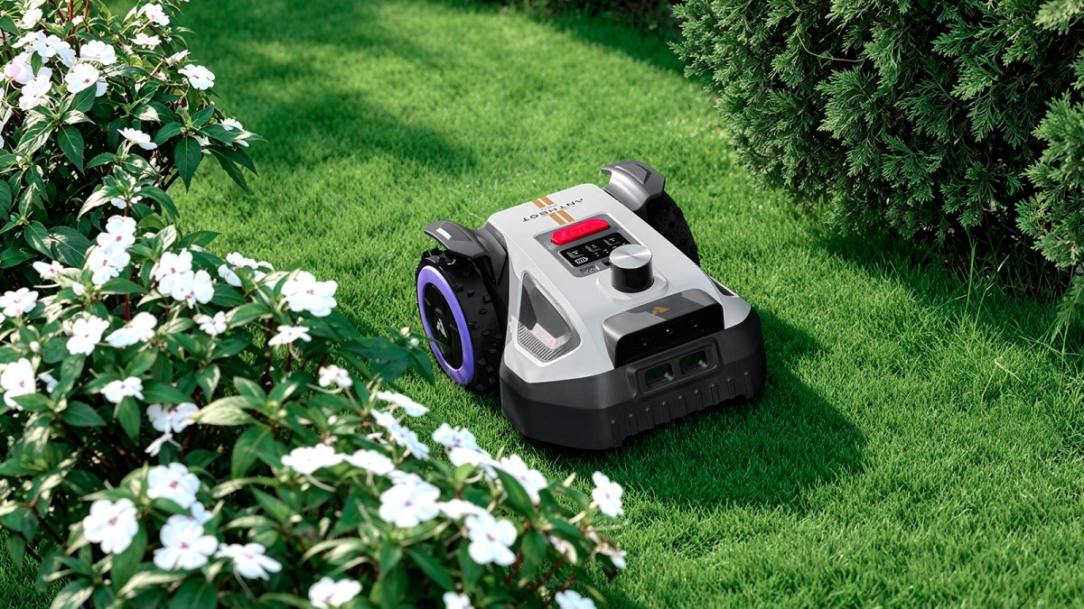 Robot tondeuse intelligent : optimisez votre jardin digital