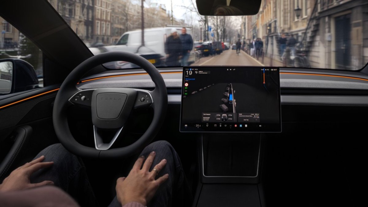 Après avoir dit non, la France autorise finalement les essais du FSD Supervised sur route, on vous explique