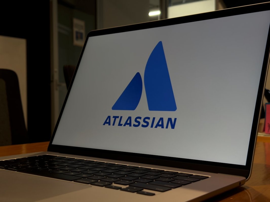 Atlassian assigne les agents IA aux collaborateurs