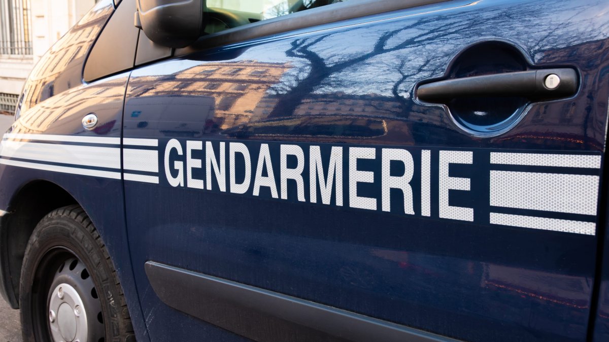 Escroquerie à la Gendarmerie : Protégez Votre Entreprise avec une Stratégie Digitale Sûre
