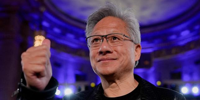 Aux Etats-Unis, Nvidia, « parrain » de la révolution de l’IA et moteur de l’économie Trump