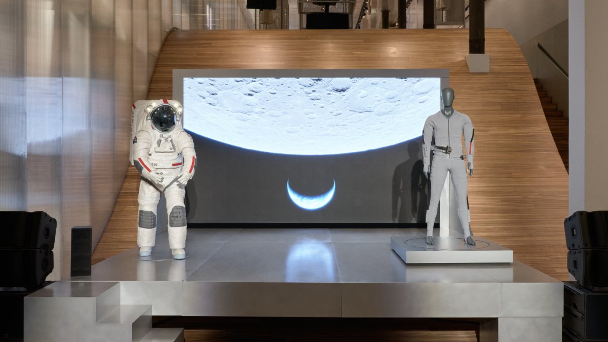 Prada pour la Lune : leçons digitales pour votre marque