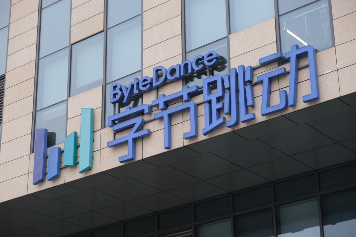 IA : ByteDance défie Anthropic, quel impact pour le Maroc ?