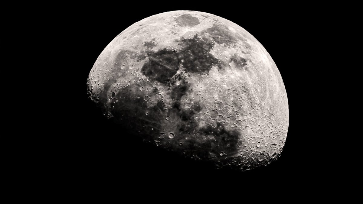 Ce cratère de 222 mètres s’est formé sur la Lune sans que personne ne le voie