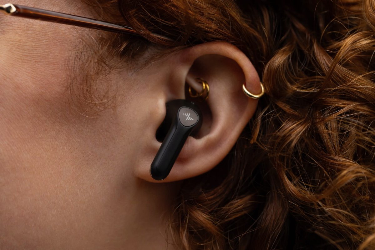 Ces nouveaux écouteurs IA vont transcrire vos paroles même dans les lieux les plus bruyants