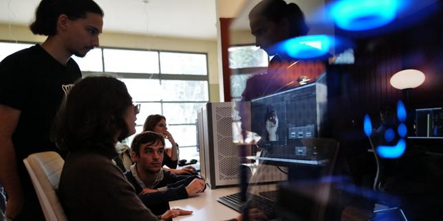 Intelligence Artificielle en Entreprise : Cadrage Légal et Opportunités Digitales