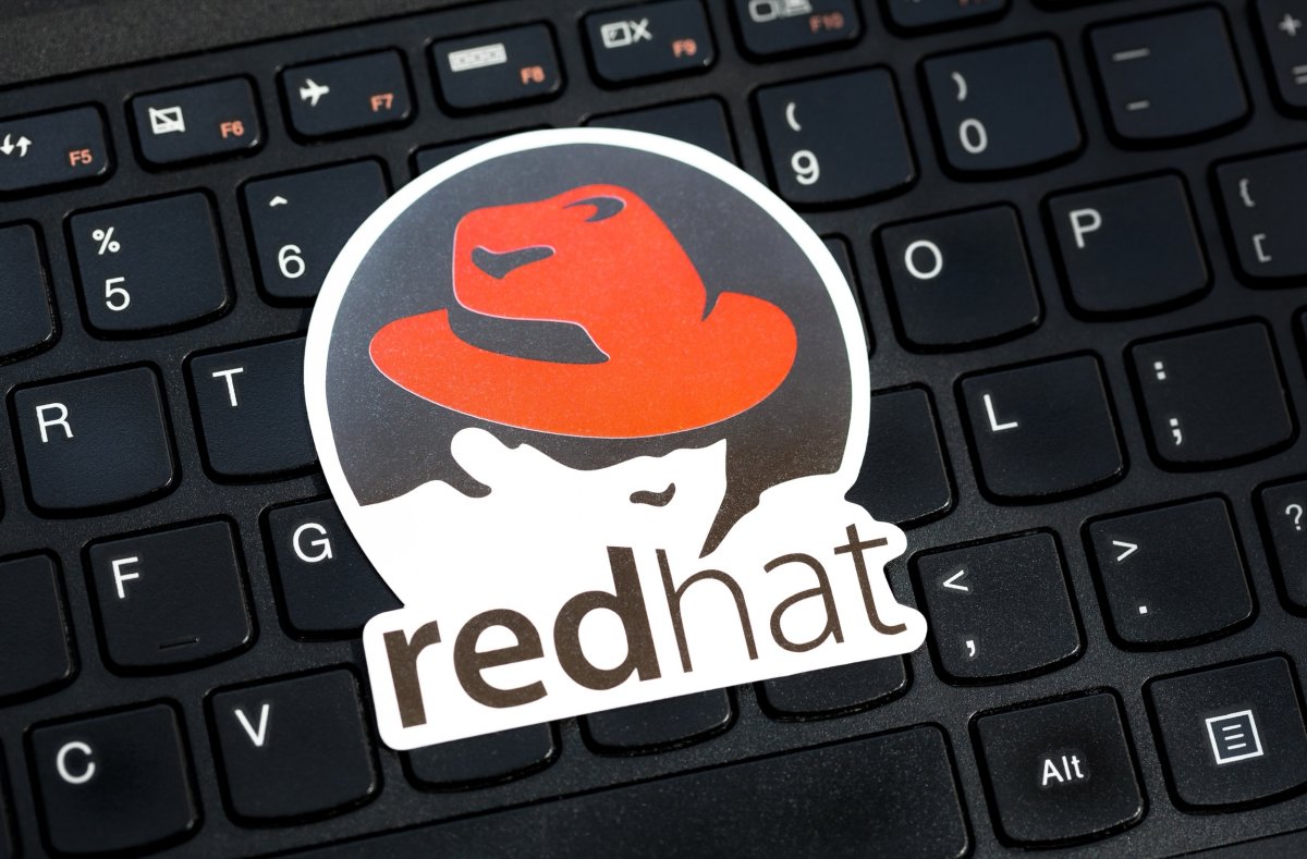 Des paquets npm Red Hat compromis ont diffusé un malware ciblant les identifiants des développeurs