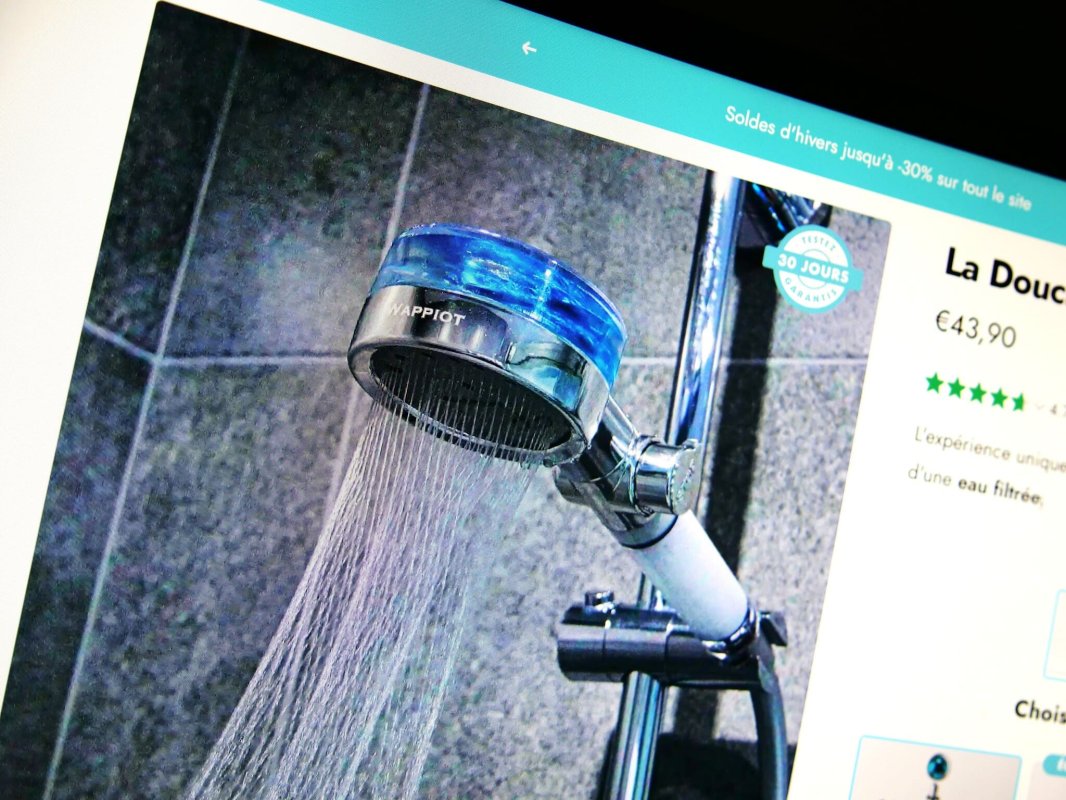 Douchettes écoresponsables et correcteurs miracles, deux sites français pris en flagrant délit de mensonge