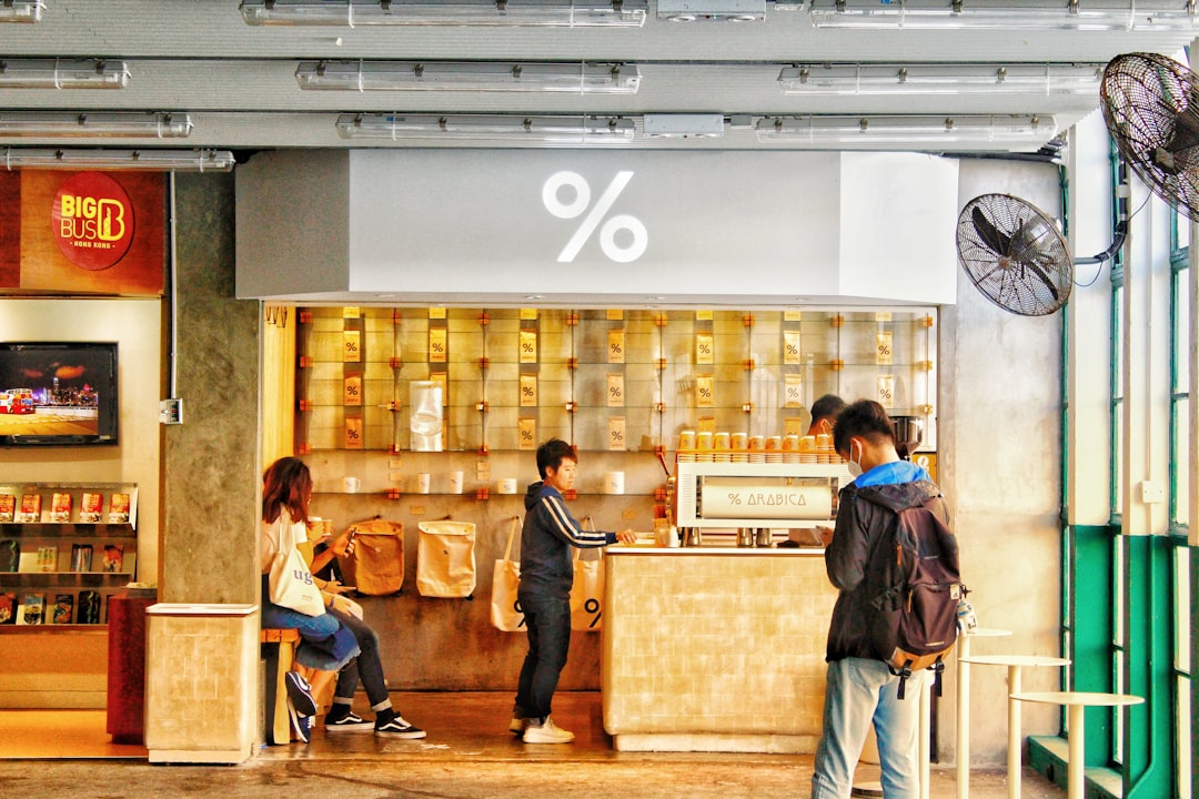 Faciliter les Achats Transfrontaliers avec le Paiement Anticipé des Taxes et Droits