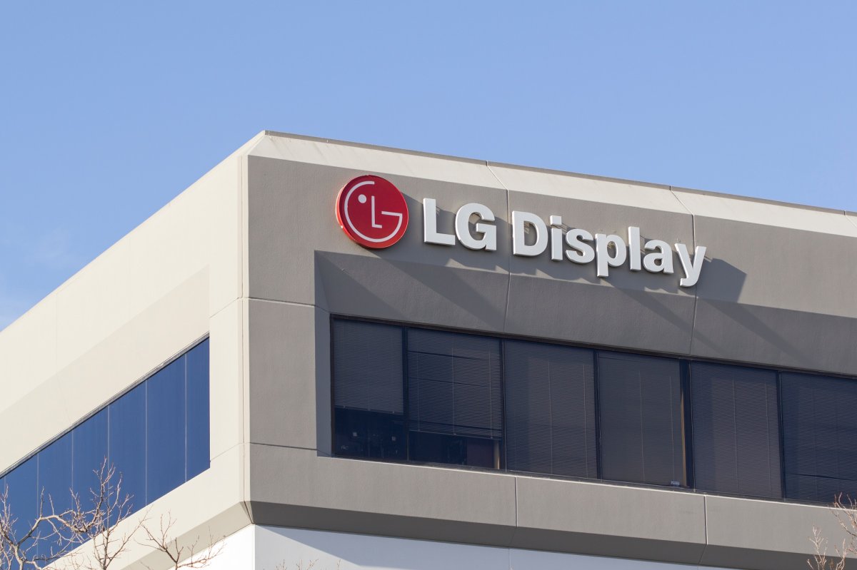 Écrans OLED : la guerre technologique qui rebat les cartes du digital