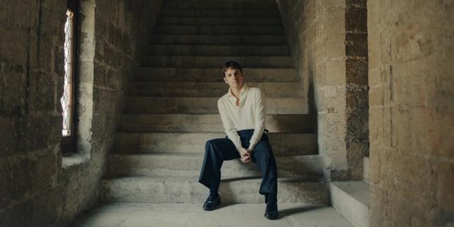 Ego, l’auteur de la mystérieuse chaîne Youtube dévoile son visage et ses ambitions