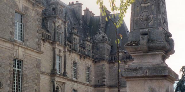 Château breton d’Ubisoft : leçons digitales pour le Maroc