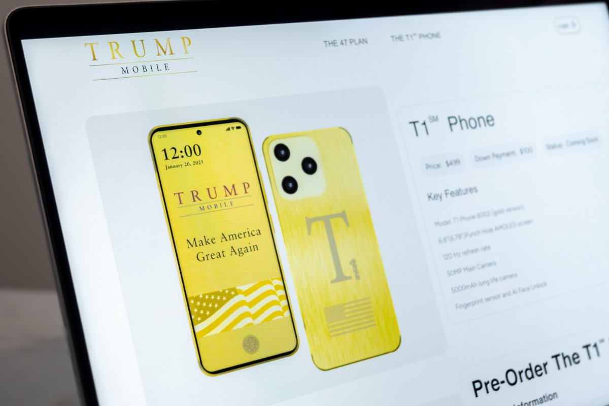 "Fièrement américain", mais fabriqué ailleurs : le double jeu du nouveau Trump Phone