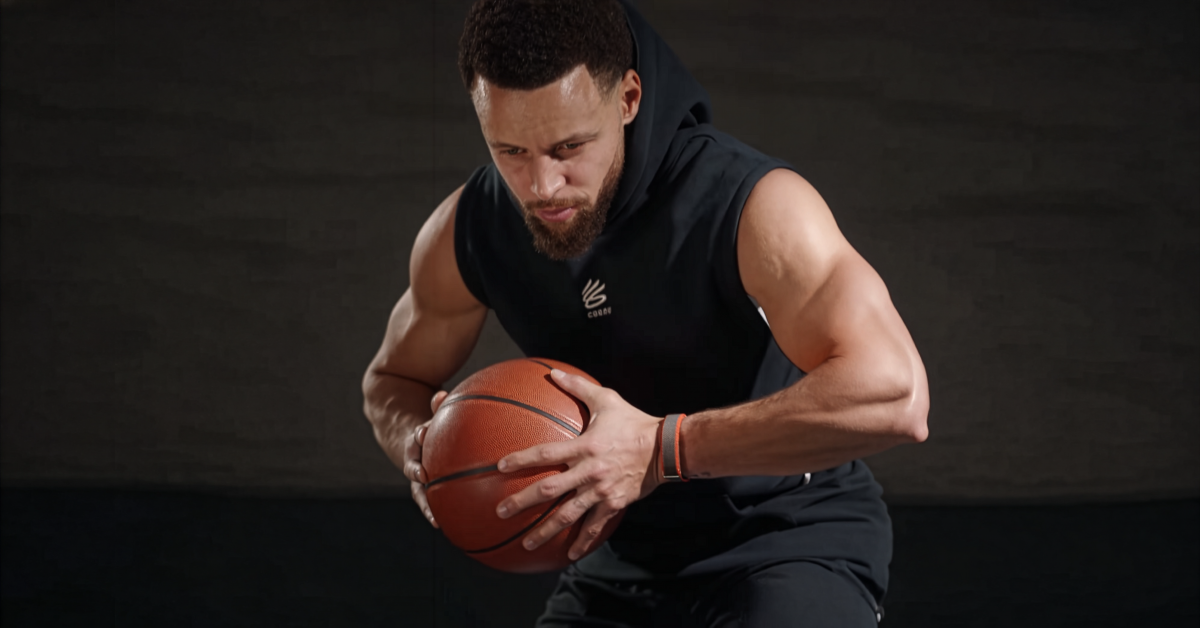 Fitbit Air : Google prépare un bracelet sans écran pour rivaliser avec Whoop