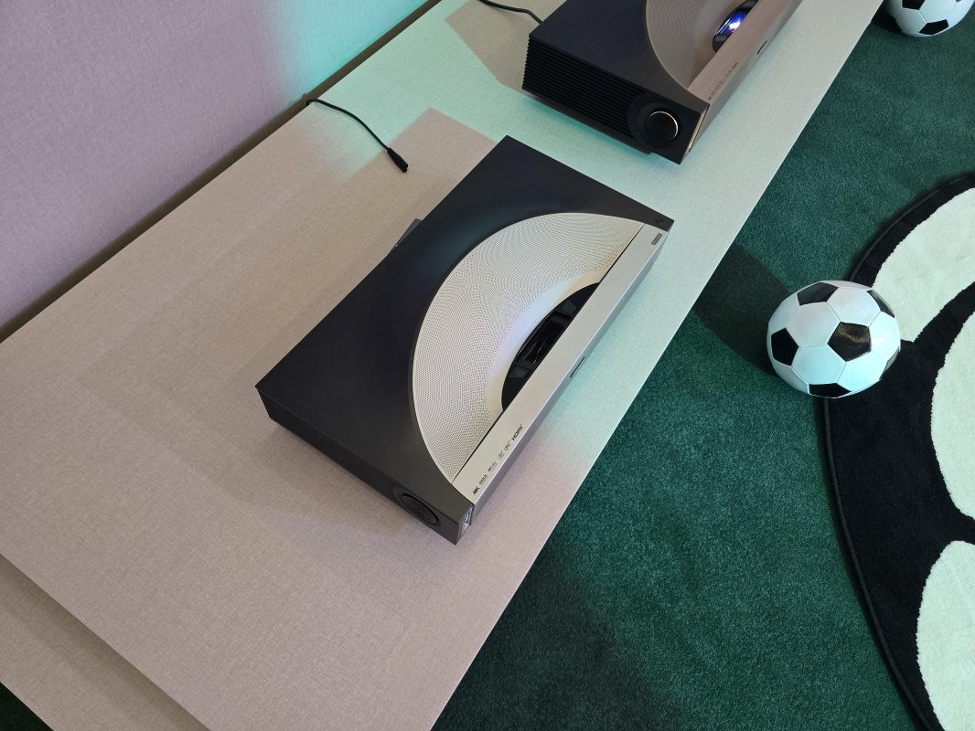 Vidéoprojecteur 4K Hisense PX4-Pro : un choix stratégique pour votre image de marque