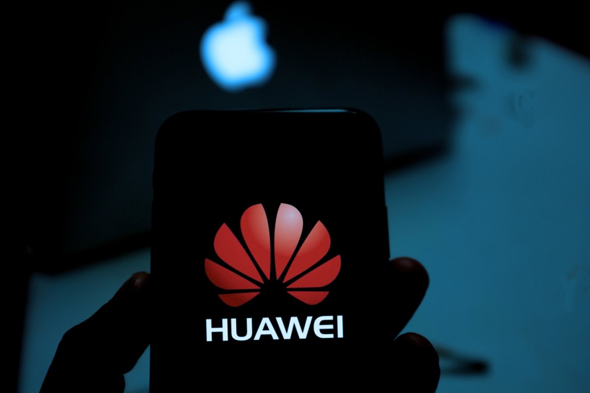 Puce Huawei Mate 90 : impact SEO pour entreprises marocaines