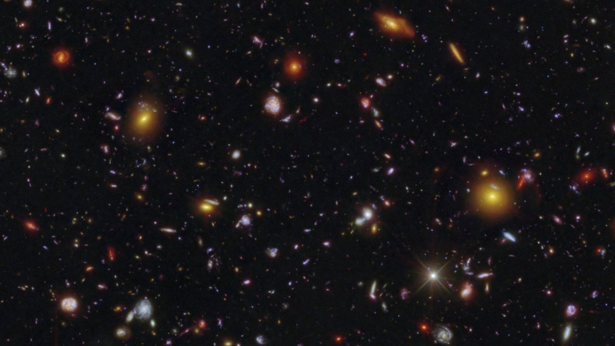 Hubble révèle comment une jeune galaxie a transformé tout son voisinage cosmique