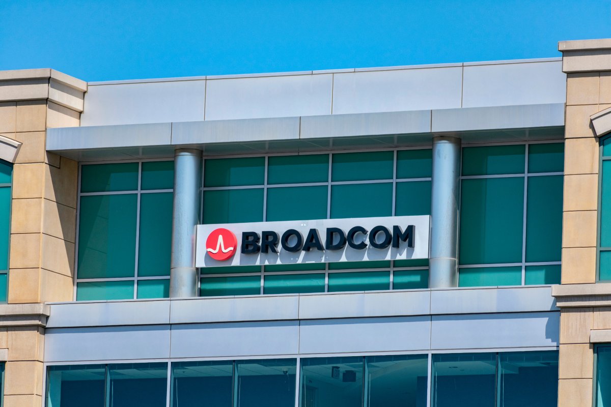 IA : Broadcom affirme que Google, OpenAI et Meta ne peuvent pas se passer de ses puces