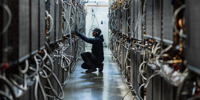 IA : la France tente de rester dans la course mondiale aux data centers
