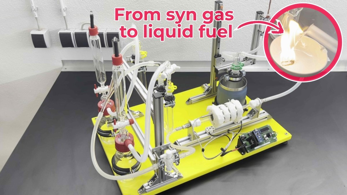 Il fabrique de l'essence à partir de gaz dans son labo