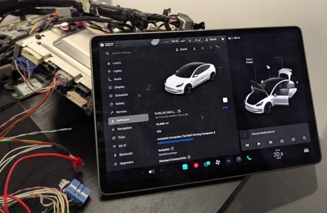 Transformer un Système Tesla en PC : Leçons pour votre Stratégie Digitale