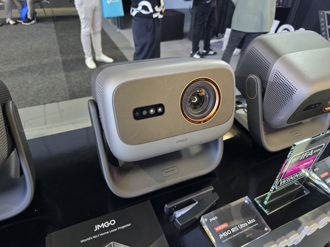 JMGO Iris Ultra Max : sur le stand, ce n’est pas le 4K/120 Hz qui m’a le plus marqué