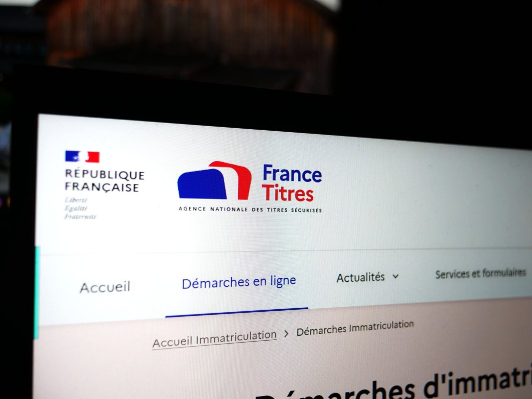 L'ANTS piratée à cause d'une faille basique et 19 millions de Français en font les frais, une fois de plus !