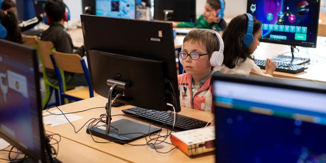 « L’éducation nationale, empêtrée dans une succession de réformes, peine à suivre le rythme des innovations numériques »