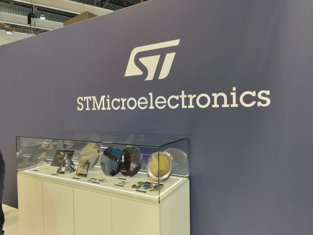 STMicroelectronics et AWS : Leçons Digitales pour les Entreprises Marocaines