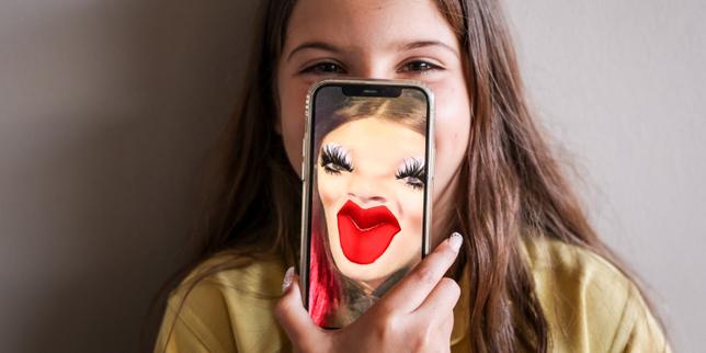 Le gouvernement veut interdire les réseaux sociaux aux moins de 15 ans dès la rentrée 2026