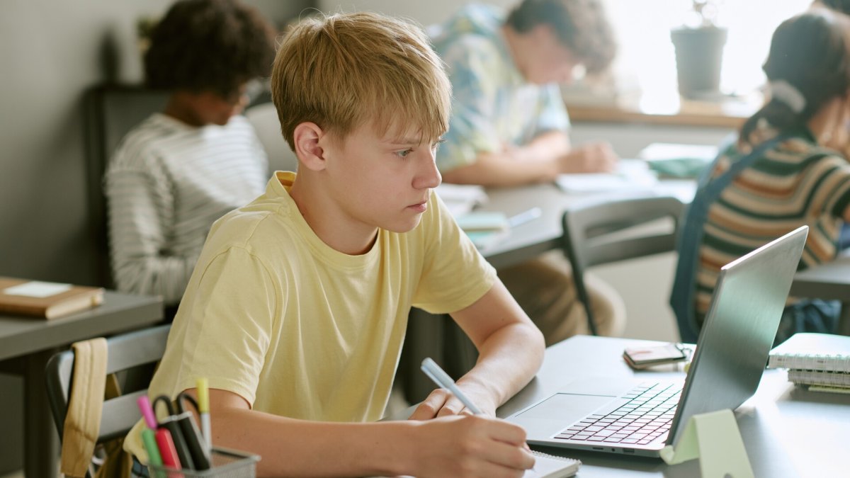 Rentrée scolaire : la cybercollecte de données qui menace les élèves