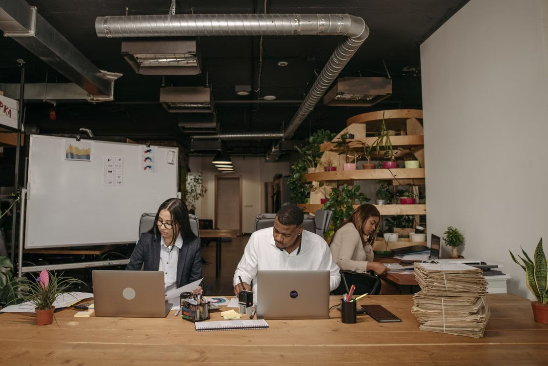 Les démarches qui simplifient les transactions entre entreprises