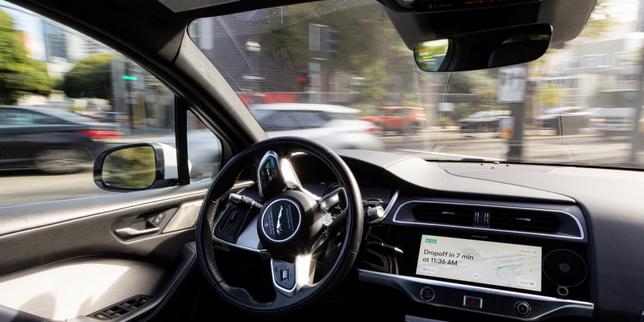 Les robots-taxis Waymo, nouvelles stars de San Francisco : rapides, agiles et sans conducteur