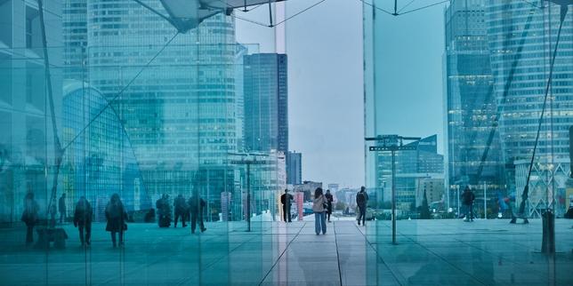 Les salariés et responsables RH bien conscients de l’urgence de se former à l’intelligence artificielle