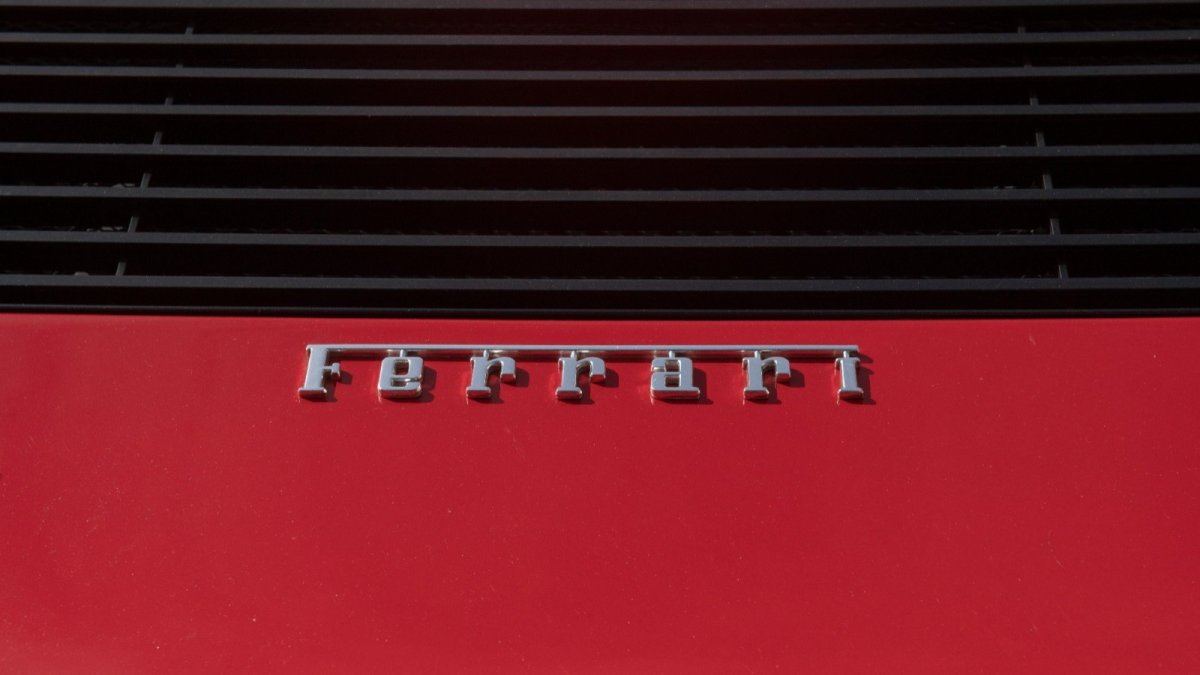 Ferrari électrique : leçon de marketing digital pour le Maroc