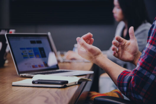 Marketing d’influence : les budgets s’envolent mais la stratégie ne suit pas
