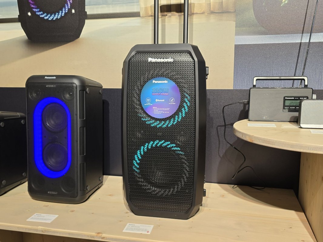 Panasonic SC-BMAX30 : 320 W de non-délicatesse sonore à faire rouler partout