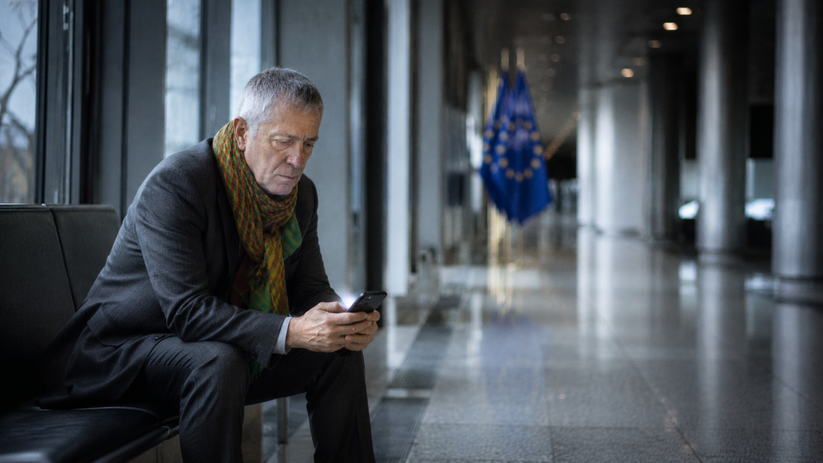 Pegasus a espionné l'eurodéputé qui enquêtait sur Pegasus