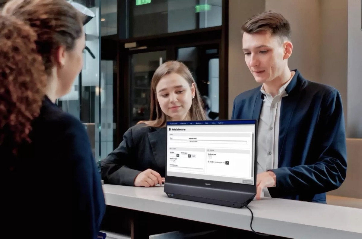 Philips sort un moniteur avec un écran de chaque côté, et c'est pas idiot