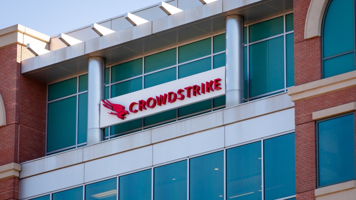 Pour le PDG de CrowdStrike, il est déjà trop tard pour ralentir l’IA face aux cybermenaces