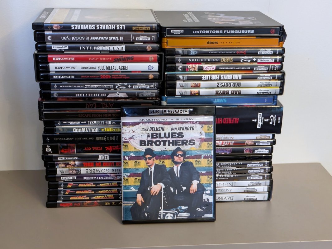 Support Physique vs Digital : Leçons pour votre Stratégie en Ligne