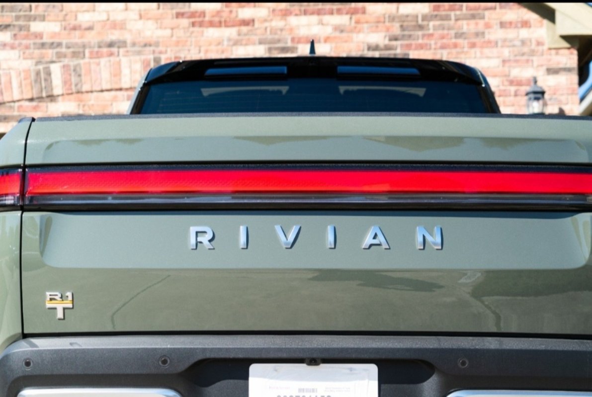 Rivian accusé d’avoir promis trop d’autonomie à ses premiers véhicules électriques