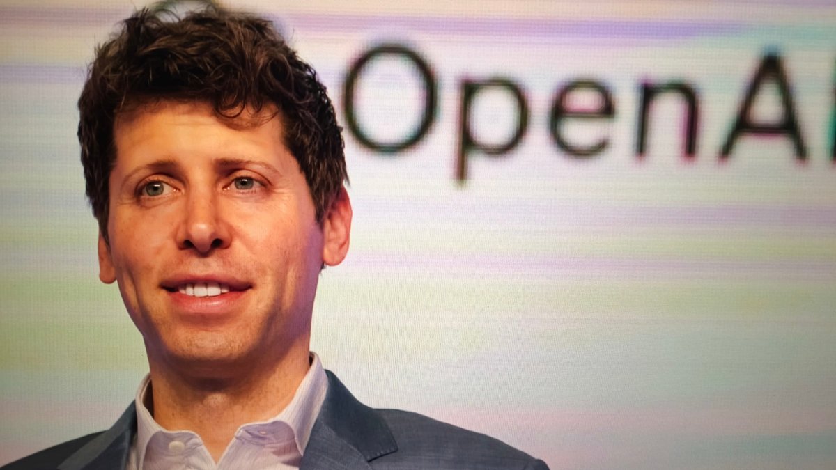 Sam Altman, Tim Cook, Jensen Huang... ils vont tous dîner avec Xi Jinping, à la Maison Blanche