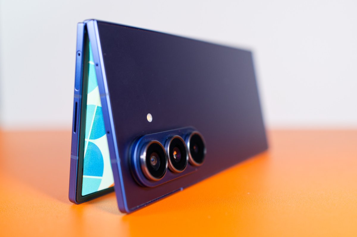 Samsung Galaxy Z Fold 8 & Flip 8 : Stratégie Digitale pour Entreprises